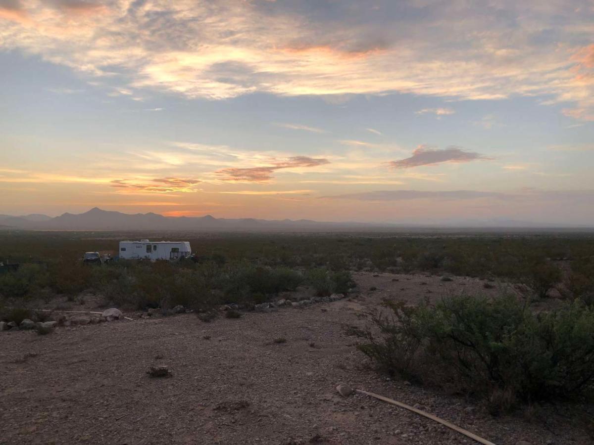 Camping At Desert Gardens Oasis In Lobo, Tx Van Horn Luaran gambar